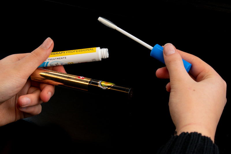 Lange, volle wimpers door wimperserum