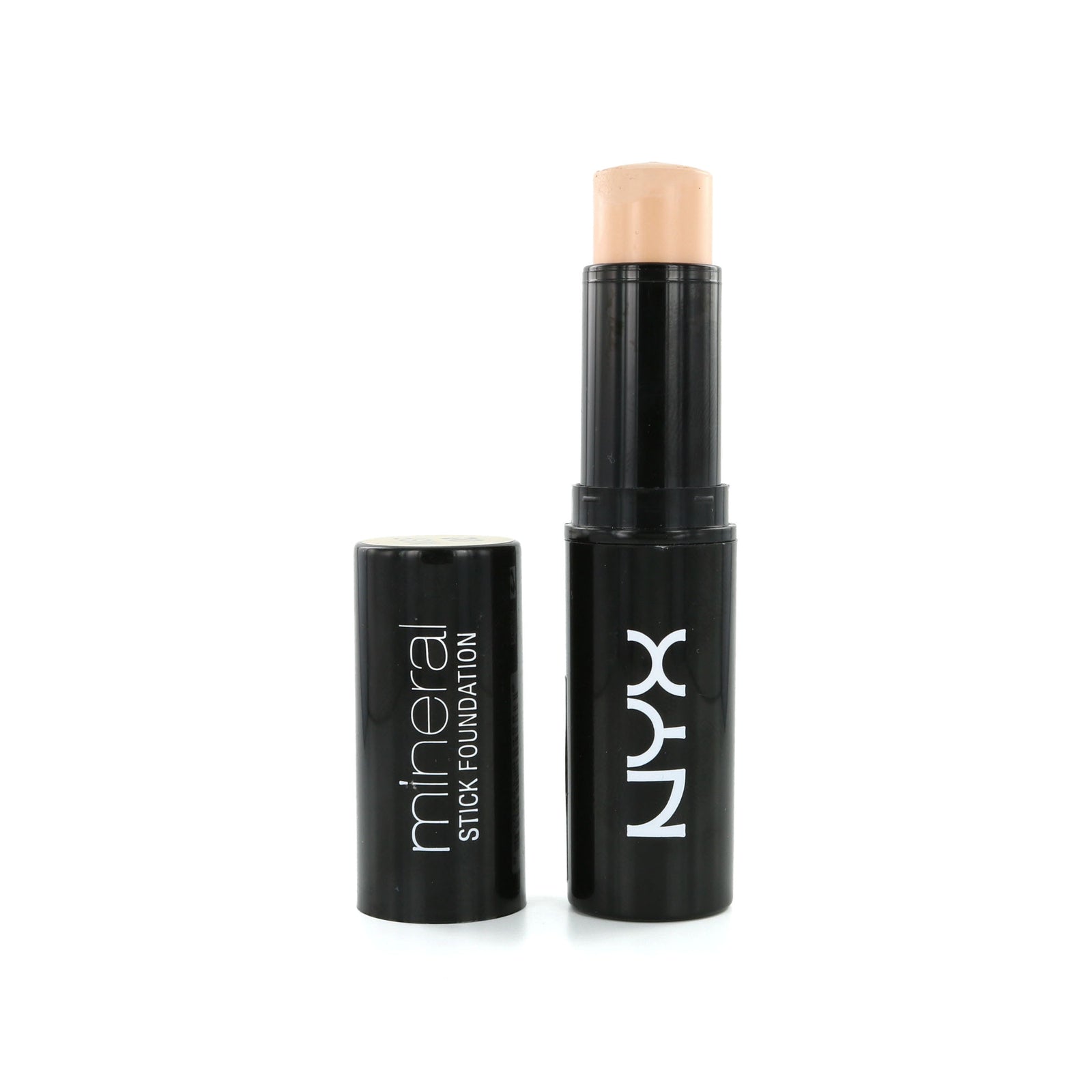 NYX Mineral Foundation Stick - 02 Porcelain