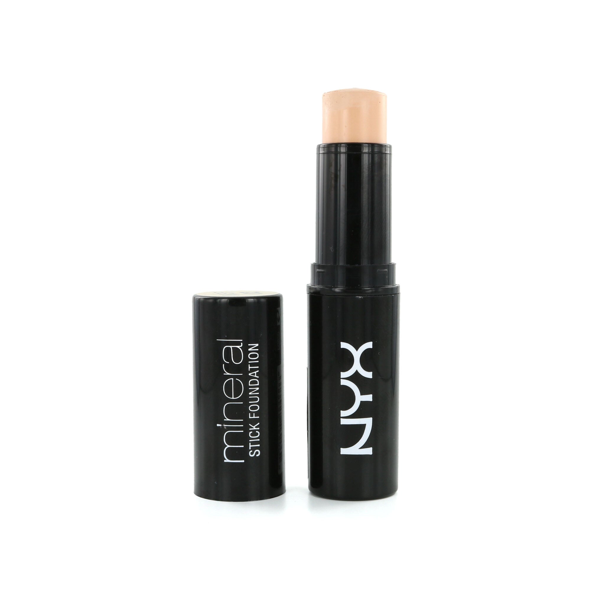 NYX Mineral Foundation Stick - 02 Porcelain