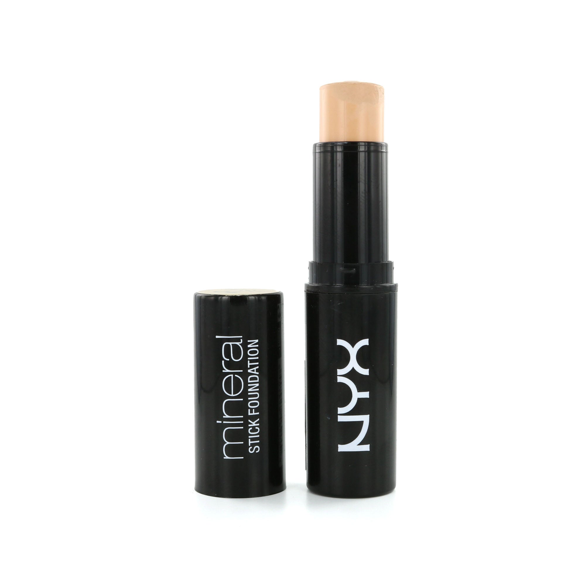 NYX Mineral Foundation Stick - 04 Light Medium